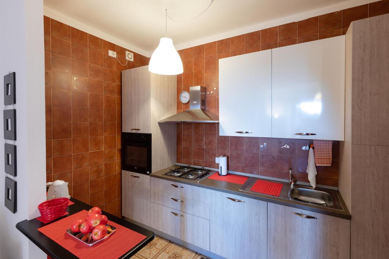 086 - Sunshine Home, 5 Minuti Dalla Spiaggia - Parcheggio Privato Gratis Incluso Ospedaletti Exterior photo